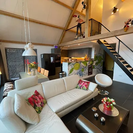 Luxury Thatched House In 빌라 *